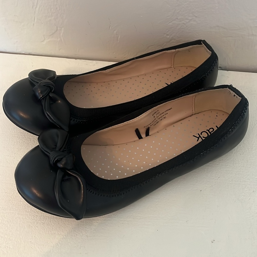 Nordstrom Rack Ballet flats - Picture 2 of 5